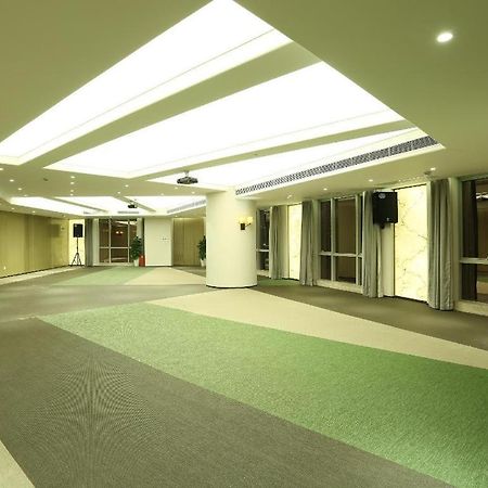 Shanghai Bund South China Harbour View Hotel Exterior photo